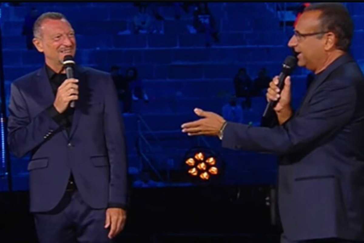 Carlo Conti e Amadeus sul palco 