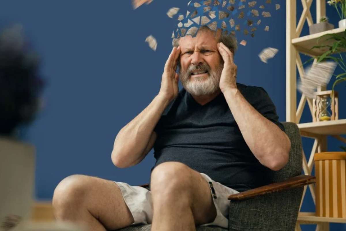 uomo affetto da Alzheimer